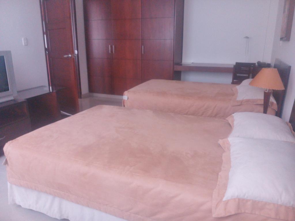 Hotel Cuarta Avenida كالي الغرفة الصورة