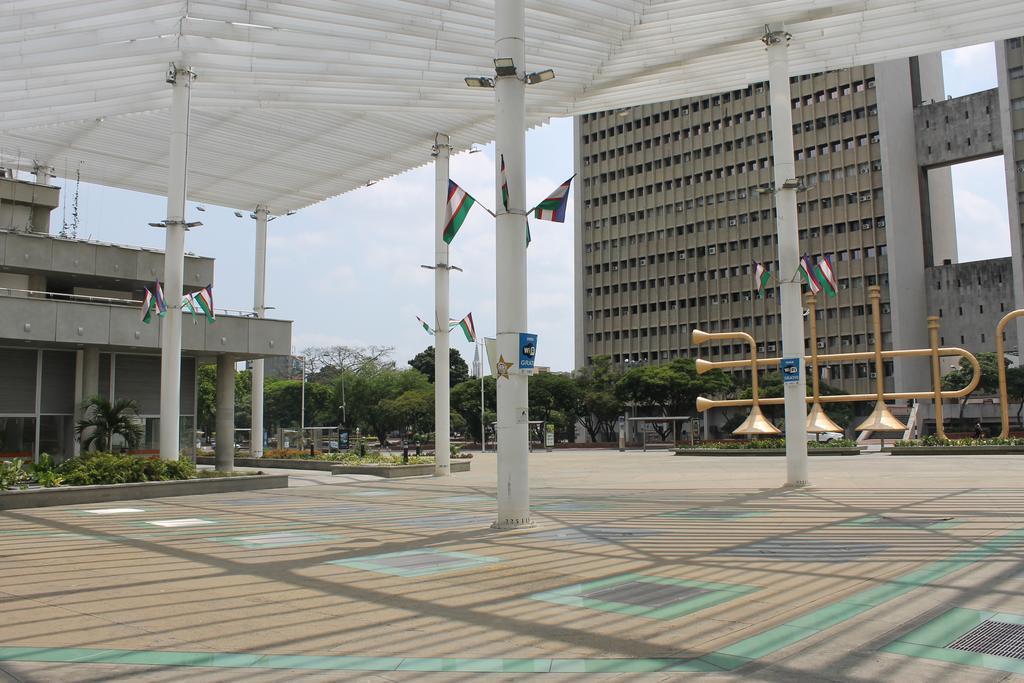 Hotel Cuarta Avenida كالي المظهر الخارجي الصورة
