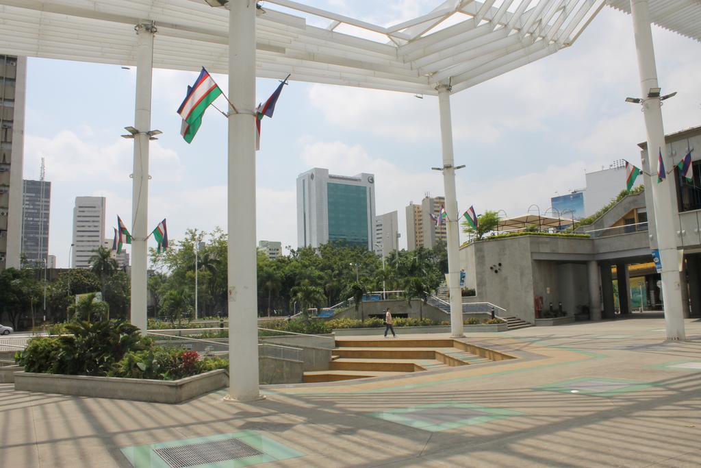Hotel Cuarta Avenida كالي المظهر الخارجي الصورة